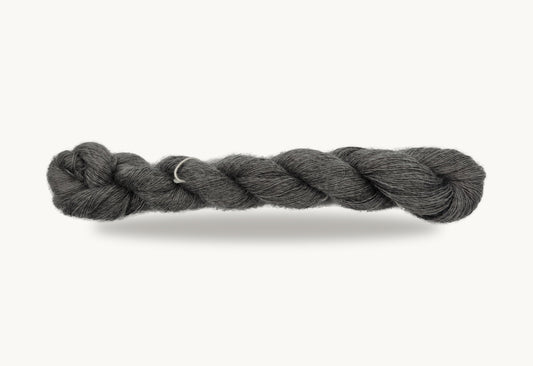 1201 – meleretmellemgrå – Mohair by Canard – Phase24 LuxeFlat